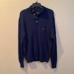 Woman’s sweater crown and ivy medium